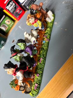 Halloween Monster Figurine Scene Collectible