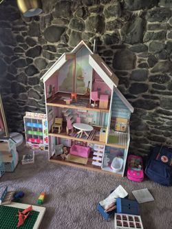 Barbie house/kid Kraft house