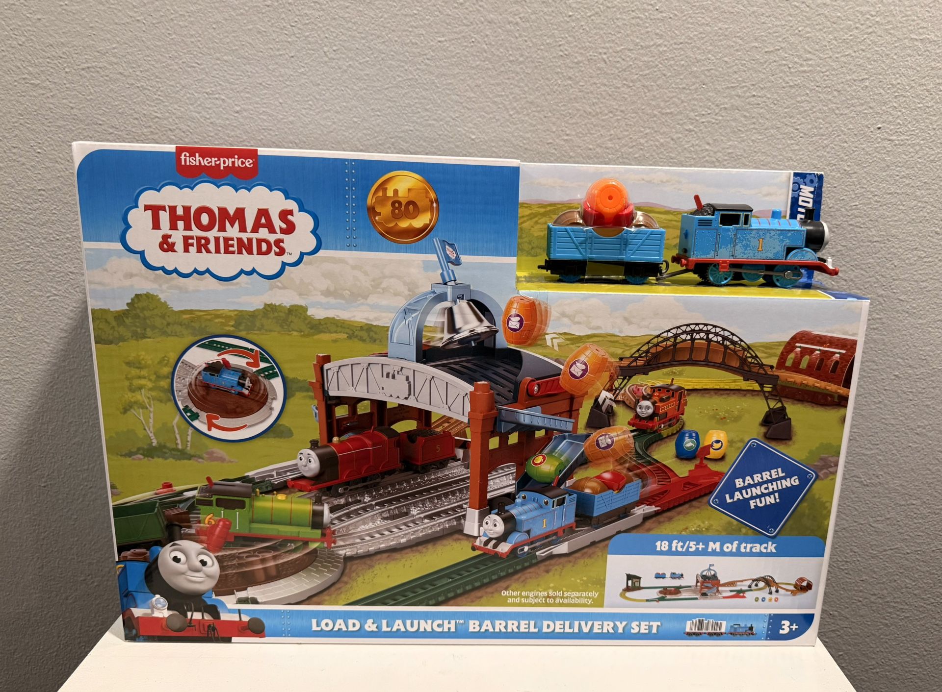 NEW THIMAS AND FRIENDS TRAIN SET