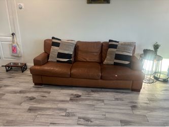 Leather sofa set