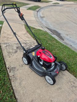Honda Hrx217vka Twin Blade Self Propelled Working Very Well Trabajando