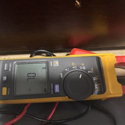 Fluke 393 Trmc Clamp Meter 1500v