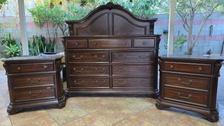 Dark Cherry Wood Bedroom Set with Dresser and Nightstands