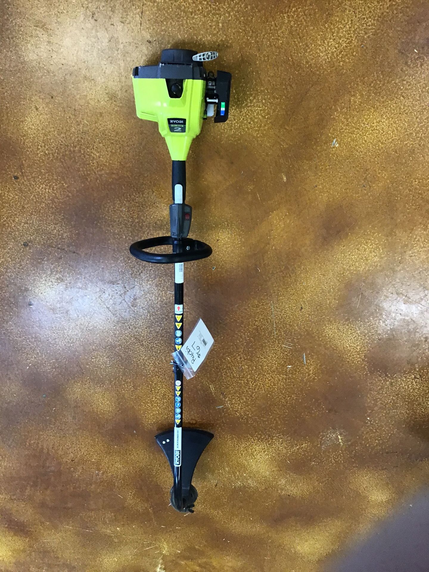 Ryobi 2 cycle weed eater very clean