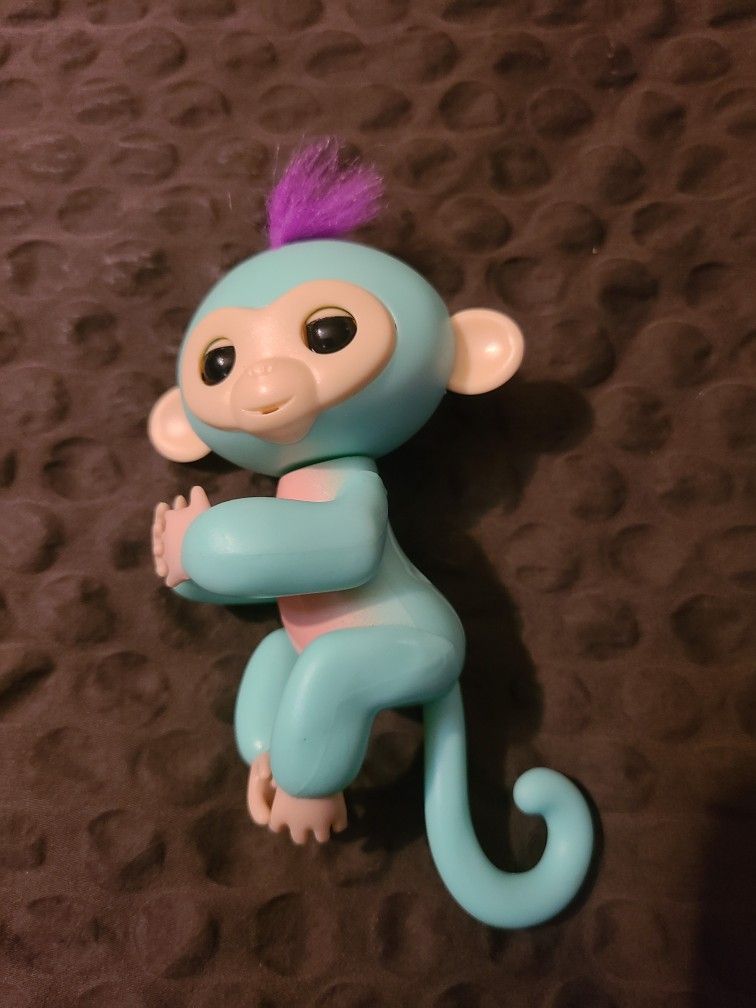 CUTE FINGERLINGS MONKEYS