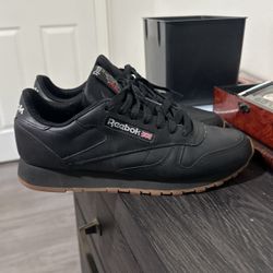 Reebok Shoes 