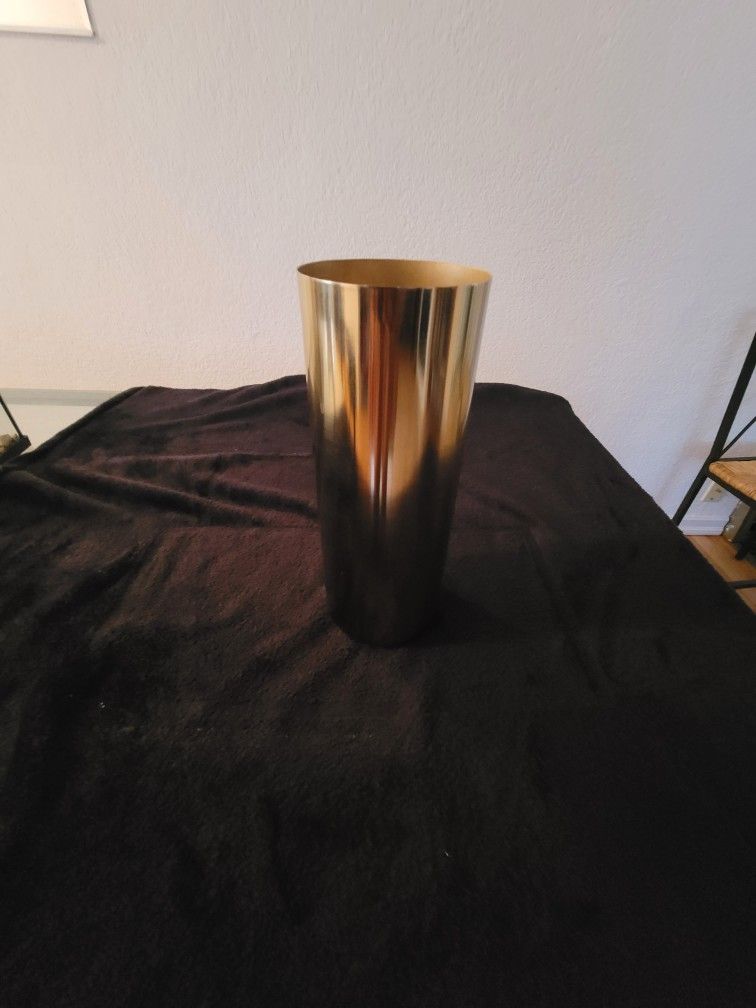 Gold Flower Base