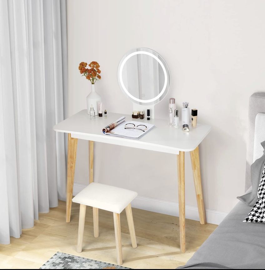 Vanity With Mirror