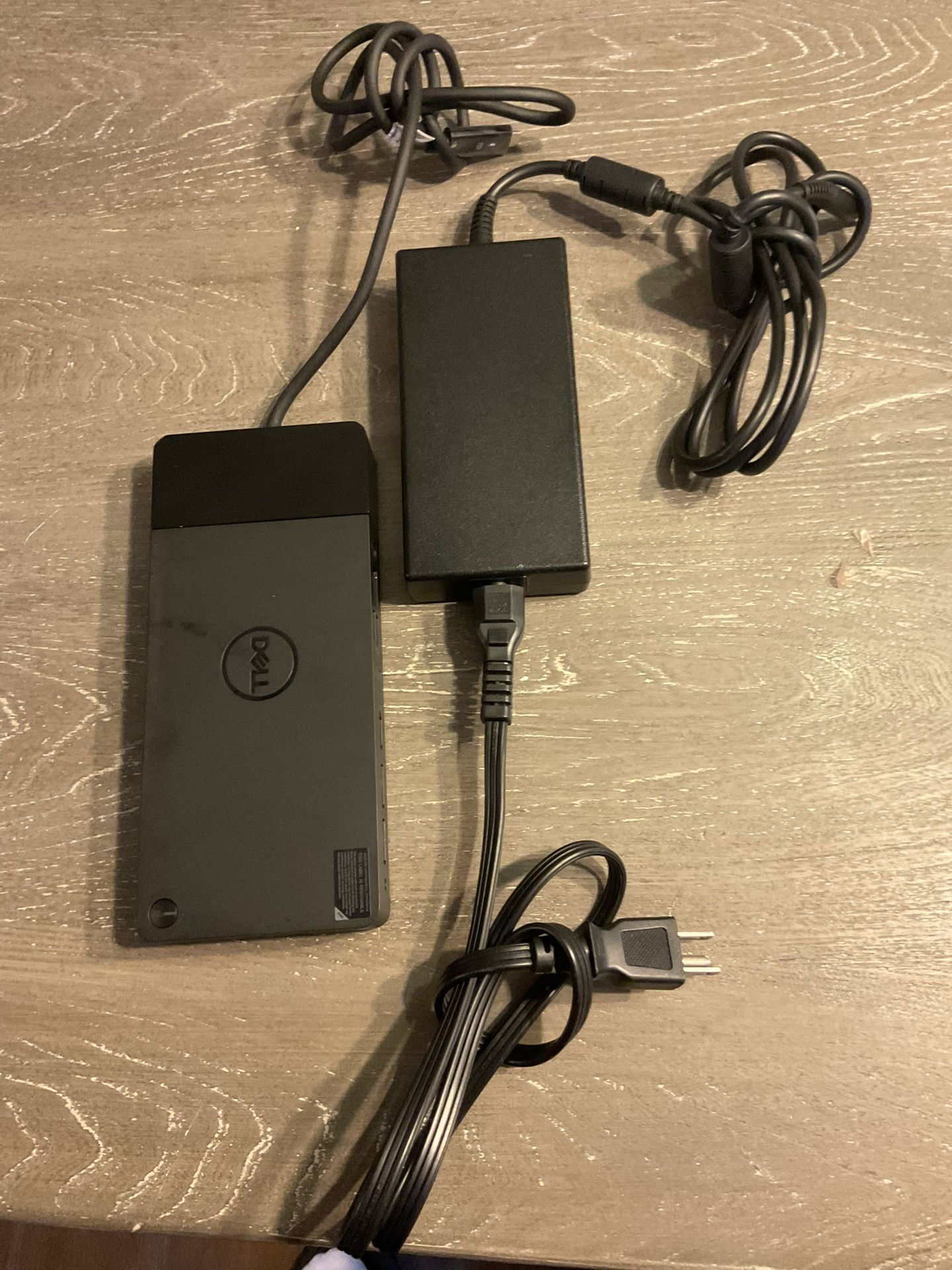 DELL DOCKING STATION