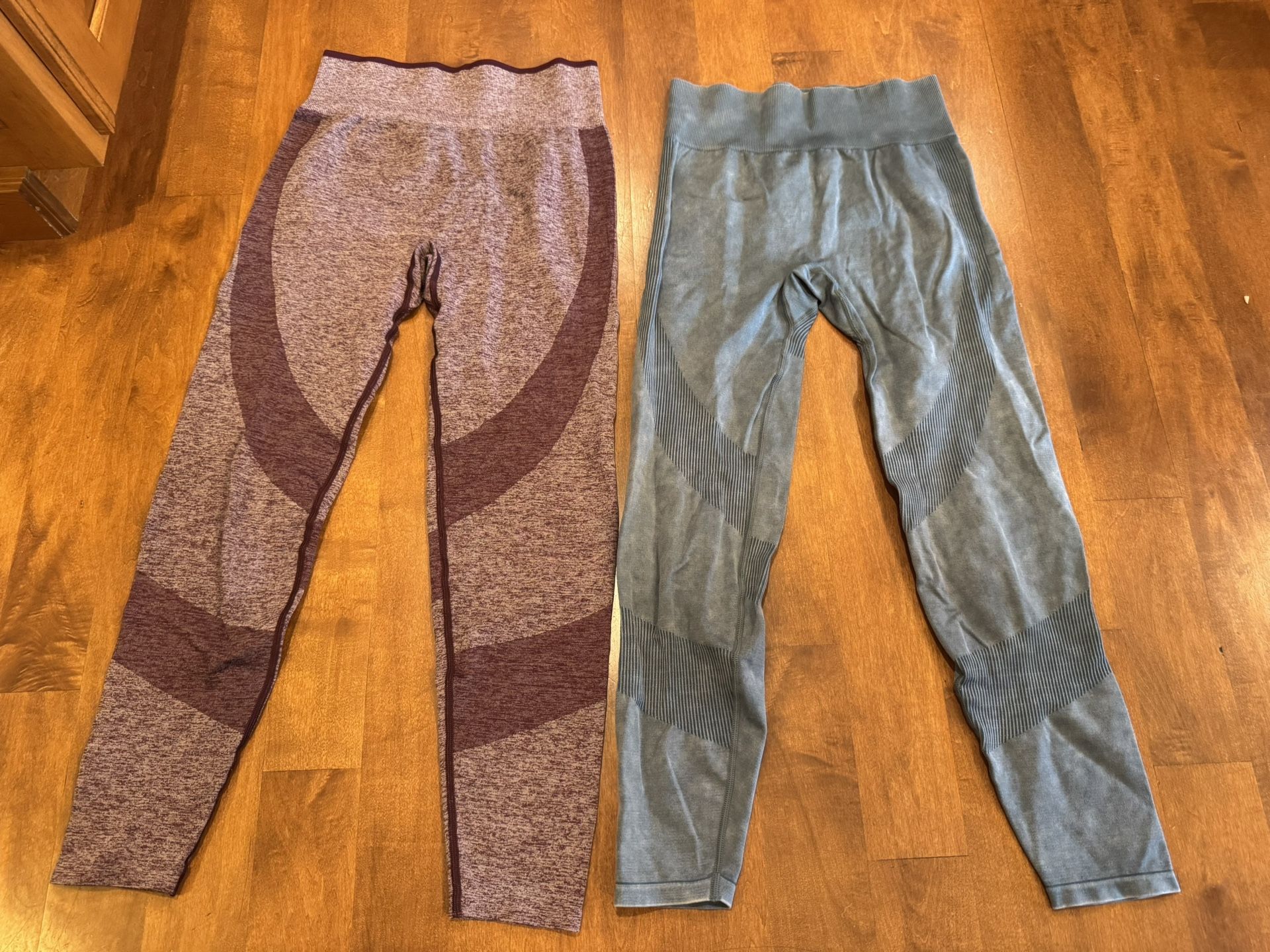 Woman’s Victoria’s Secret pink seamless workout pants bundle shipping available