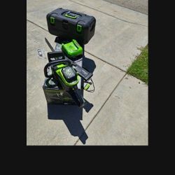Chainsaw 18 Inch Greenworks 80v 200 Or 250 With Weedwacker Firm No Less 