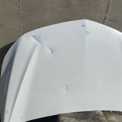 2016-2025 Chevy Malibú Hood