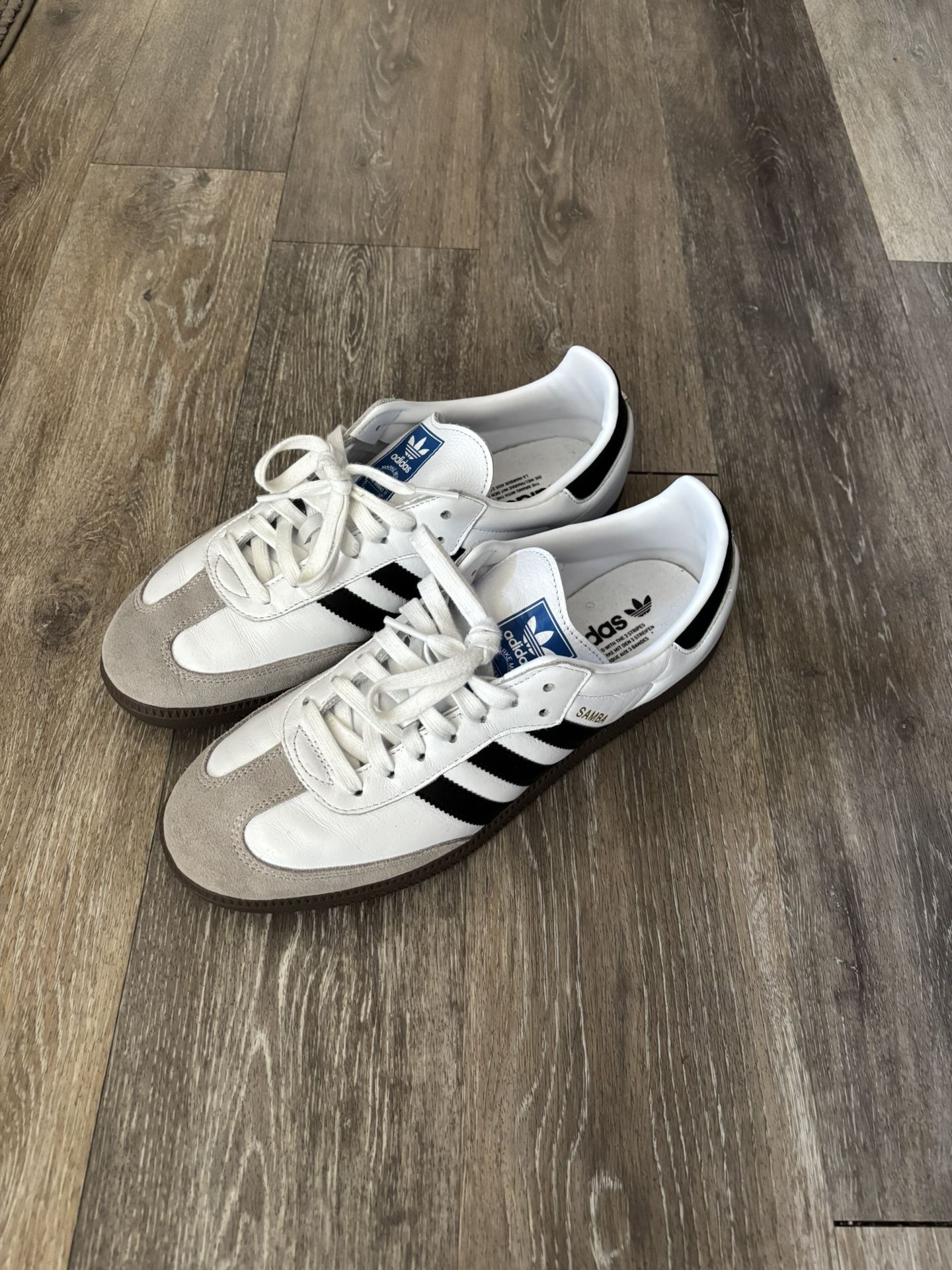 Adidas Sambas