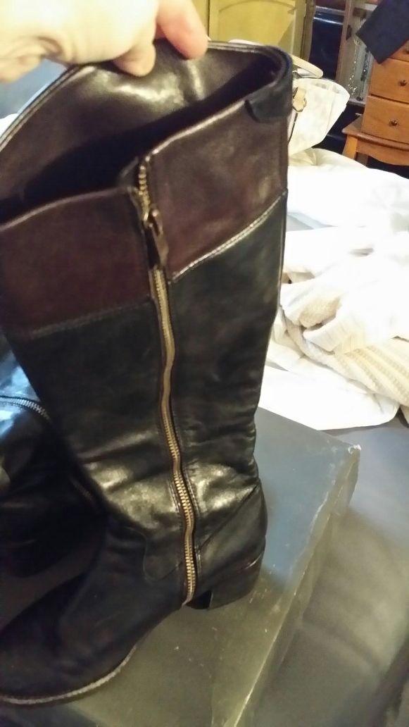 Vince Camuto boots - two tone