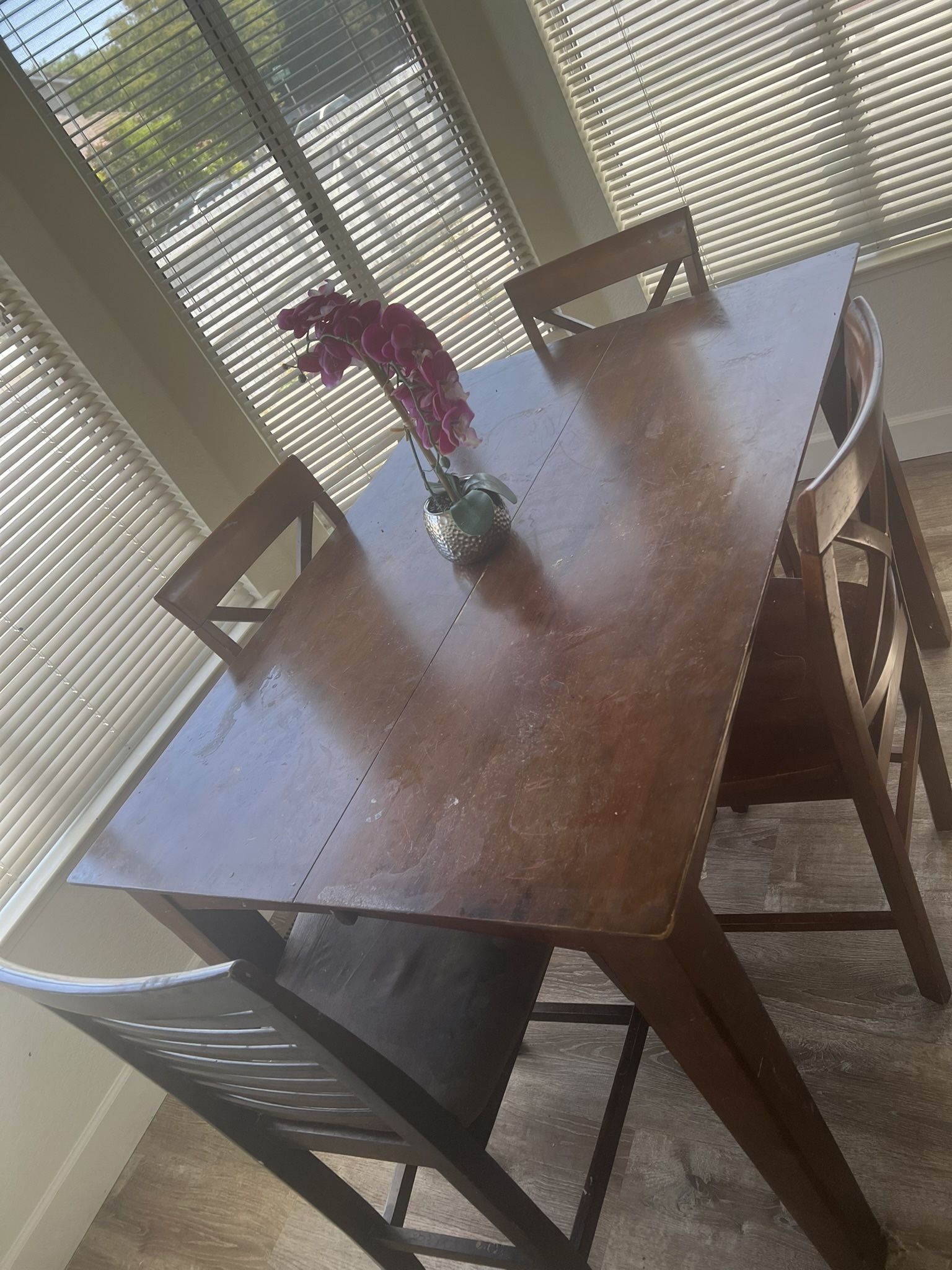 🍽️✨ Counter-Height Dining Table with 4 Chairs – Solid Wood! ✨🍽️