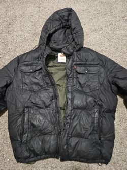 Levi’s Men’s XXL Hooded Puffer Jacket Black Olive Insulated
