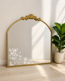 Elegant decorative mirror with golden frame - Excellent condition