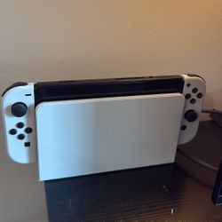 NINTENDO SWITCH OLED 