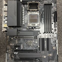 X670E PG Lightning Support AMD AM5 RYZEN 7000 Series Processors Motherboard