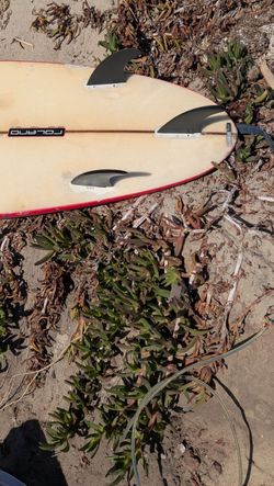 7'6 surf board mid length