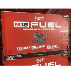 Milwaukee M18 Brushless 7-1/4” Dual Bevel Sliding Compound Miter Saw One 5.0 Battery 