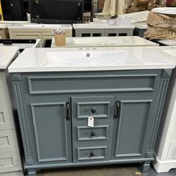Sale $280 - Newly Assembled 36” Solid Wood Frame Bathroom Vanity With Sink Bathroom Storage 