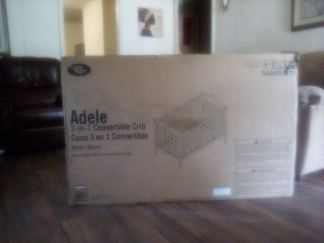 Brand New Adele 3-in-1 Convertible Crib Cuna 3 en 1 Convertible White/Blanco Baby Crib