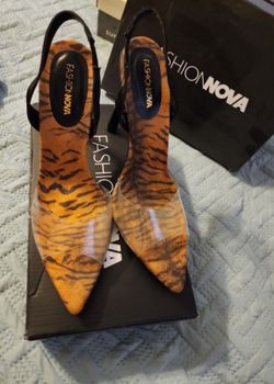 FashionNova Heels 