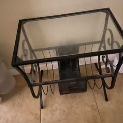 Magazine Table