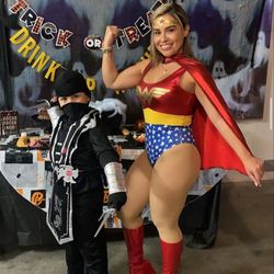 Halloween Costumes 