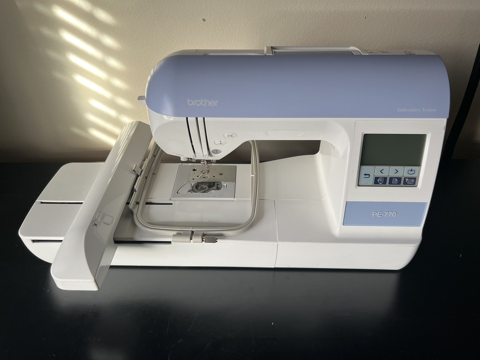Brother PE-770