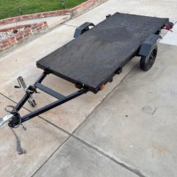 2016 4x8 utility trailer ready to go • Solid wood  good tires • Easy to tow Perfect for hauling small equipment, bikes, 