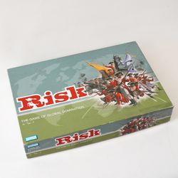 Risk World Conquest Strategy Board Game by Parker Brothers Hasbro 2003
