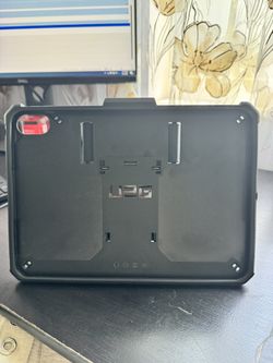 UAG iPad Gen 10 Cover 