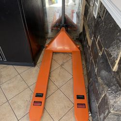 Haulmaster Pallet Jack 5000lb