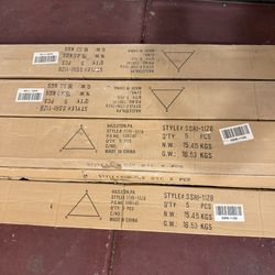 Econoco 96” Single-Slot Wall Standards – 5 Pack (Store Fixture Shelf Rails)