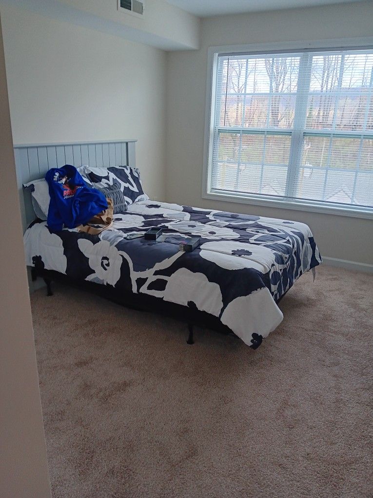 Full Mercury Mattress And Box Spring W Full Frame