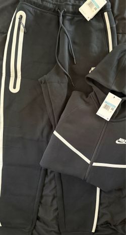Nike tech