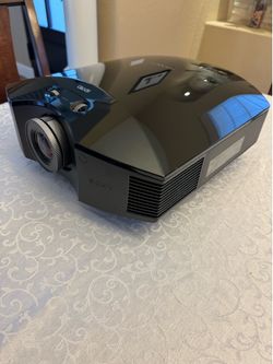 Sony VPLHW45ES with 3D glasses