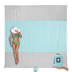 Packable Beach Blanket 