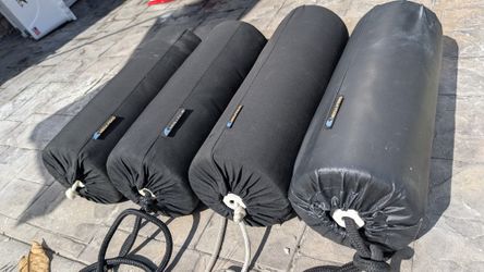Mooring Fenders