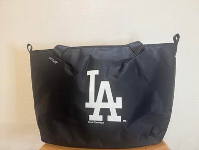 LA Logo 24 Can Soft Cooler Picnic Tote Bag