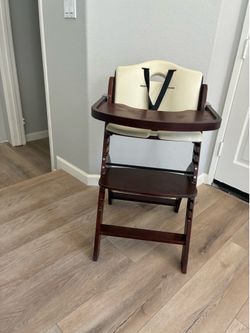 Mahogany Transition Highchair