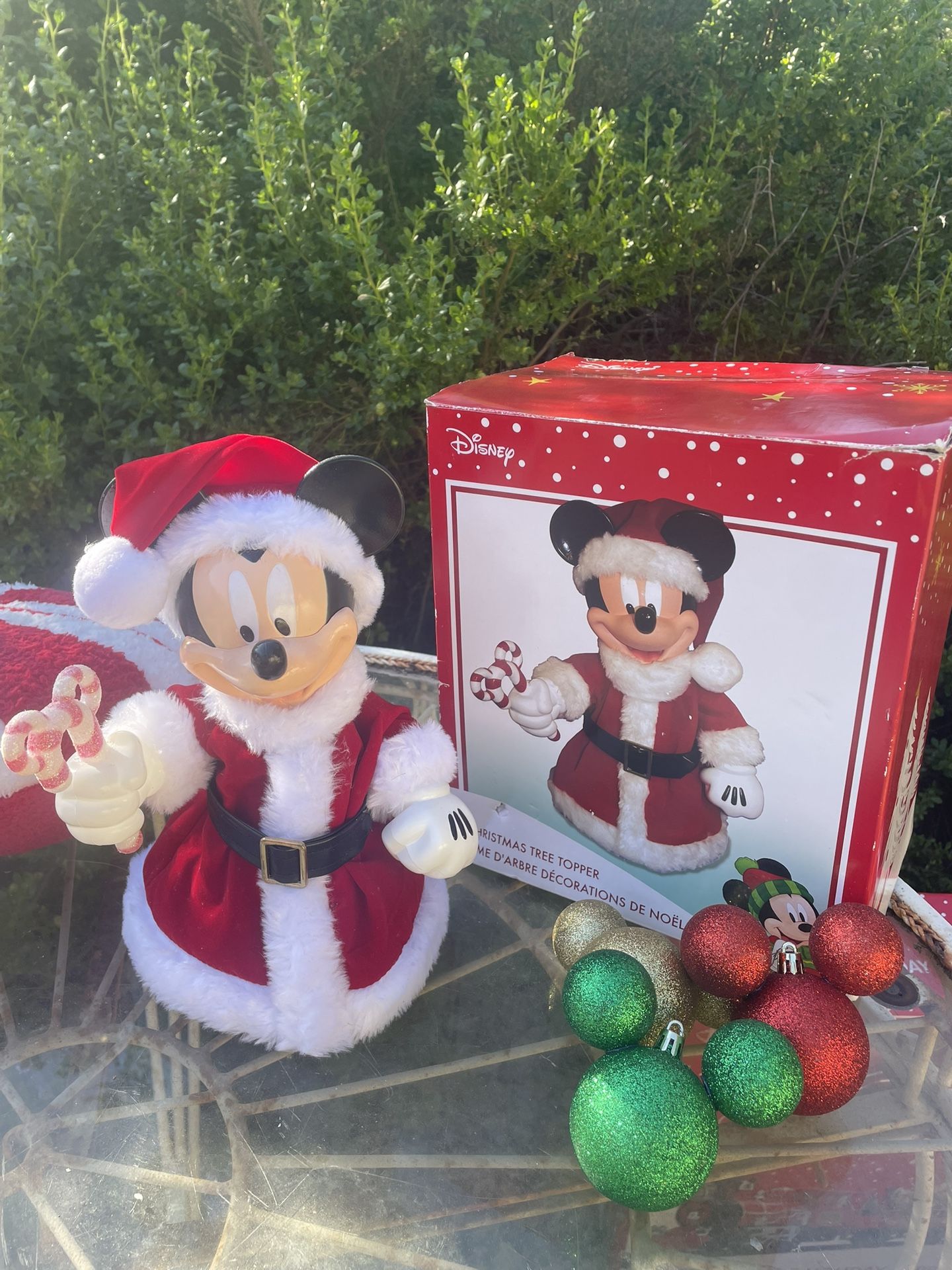 Disney Mickey Mouse Tree Top