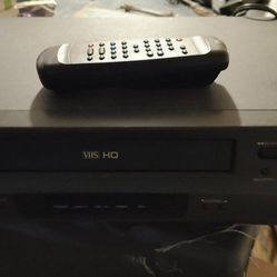 magnavox vrt242at01 with remote 75.00 tested working 