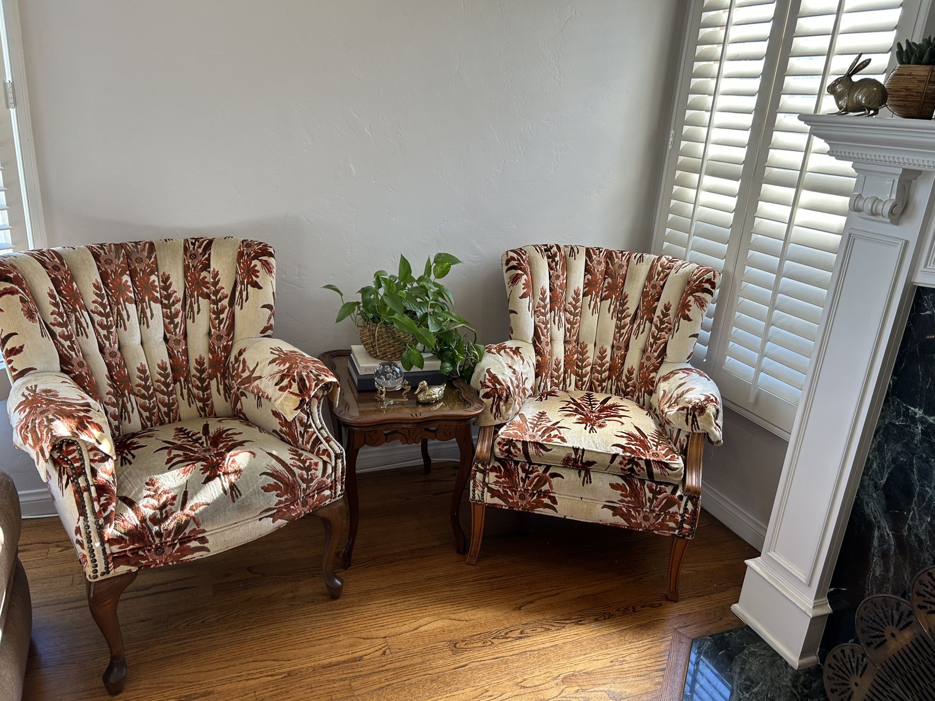 Antique Pair 2 upholster chairs, mid-century, modern floral, matching set accent, chairs, sofa, chairs, vintage sturdy durable needs cleaning