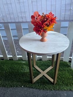 Round Marble Top Gold Base Side Table