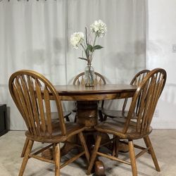 Solid Oak Kitchen Dining Table & 5 Chairs 