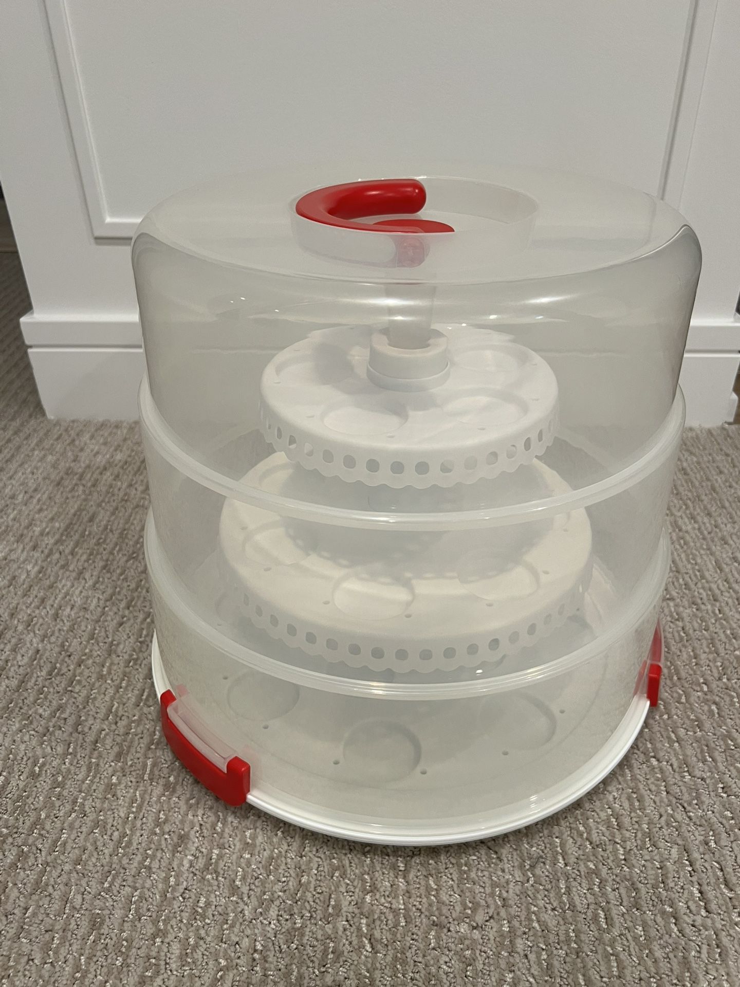 CUPCAKE CARRY CASE AND DISPLAY