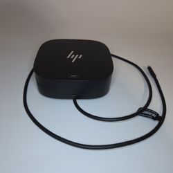 HP G5 USB-C Universal Docking Station - Great for Laptop Setup